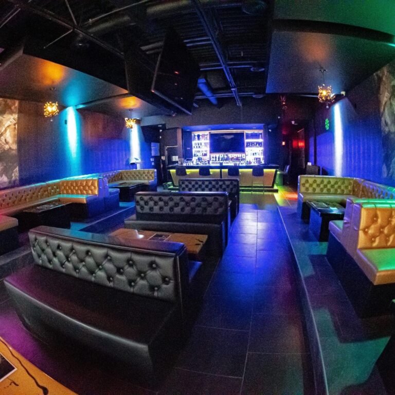 mela bar lounge