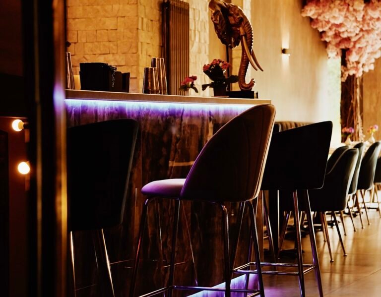 Savanna Restaurant & Cocktail Bar