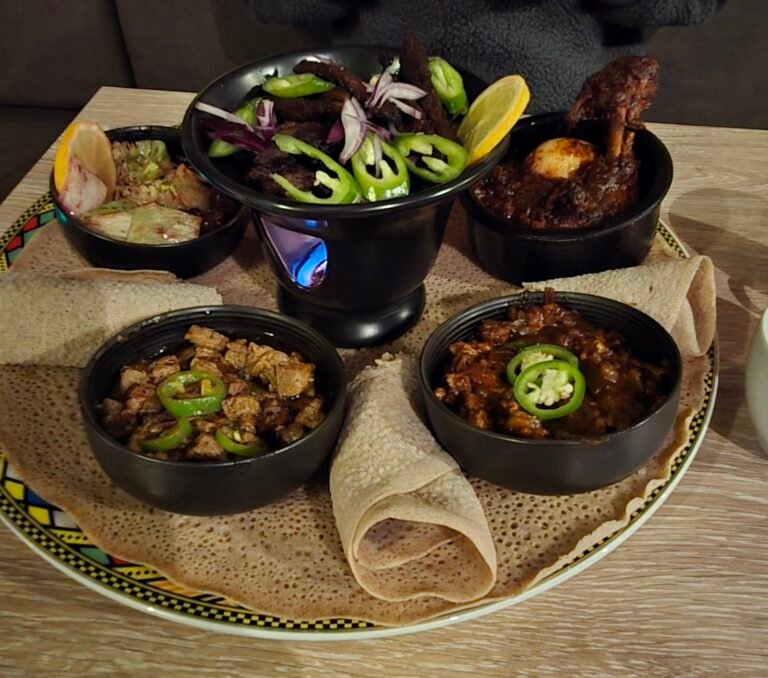 Caweys & Casho – Cafeteria & schank