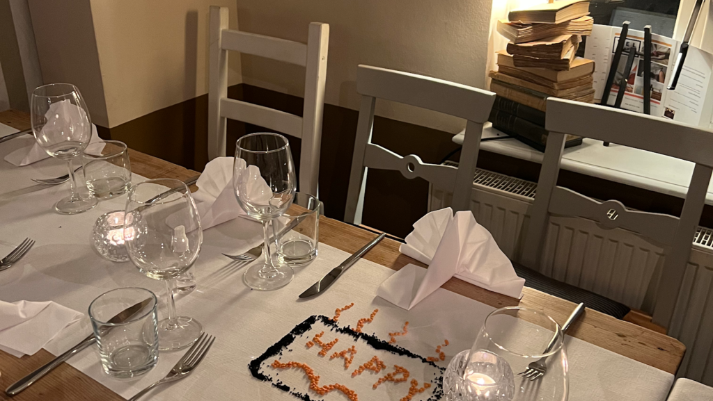 Karls Café & Weine – Äthiopisches Restaurant - Ethiopian restaurant