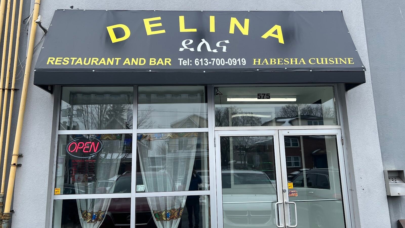 Delina’s Restaurant and Bar